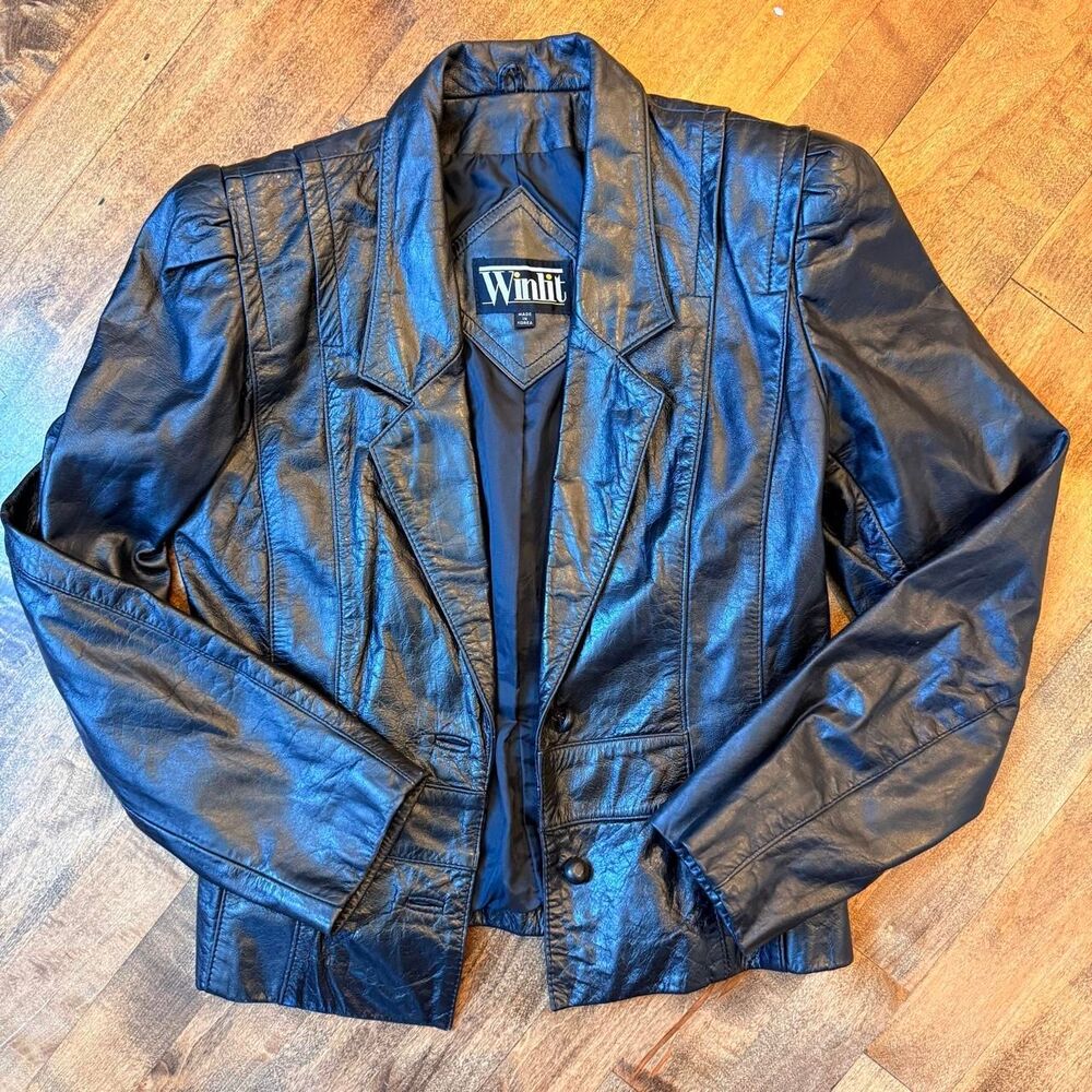 Vintage Black Leather Jacket from Winlit